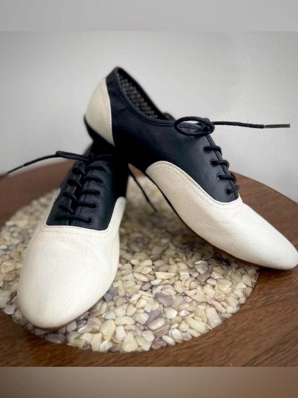 Black and White Van’s Oxford Flats